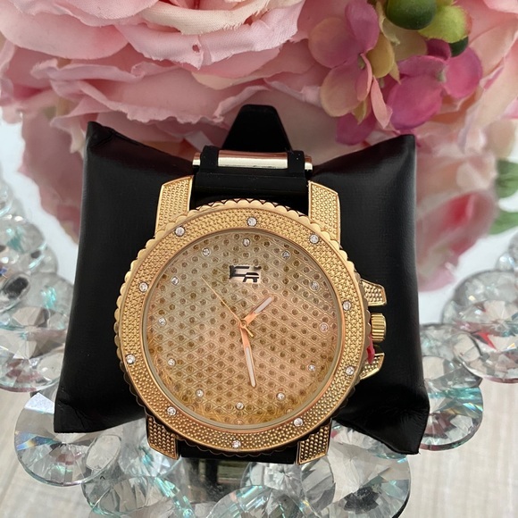 Men’s big face watch flashy iced out gold